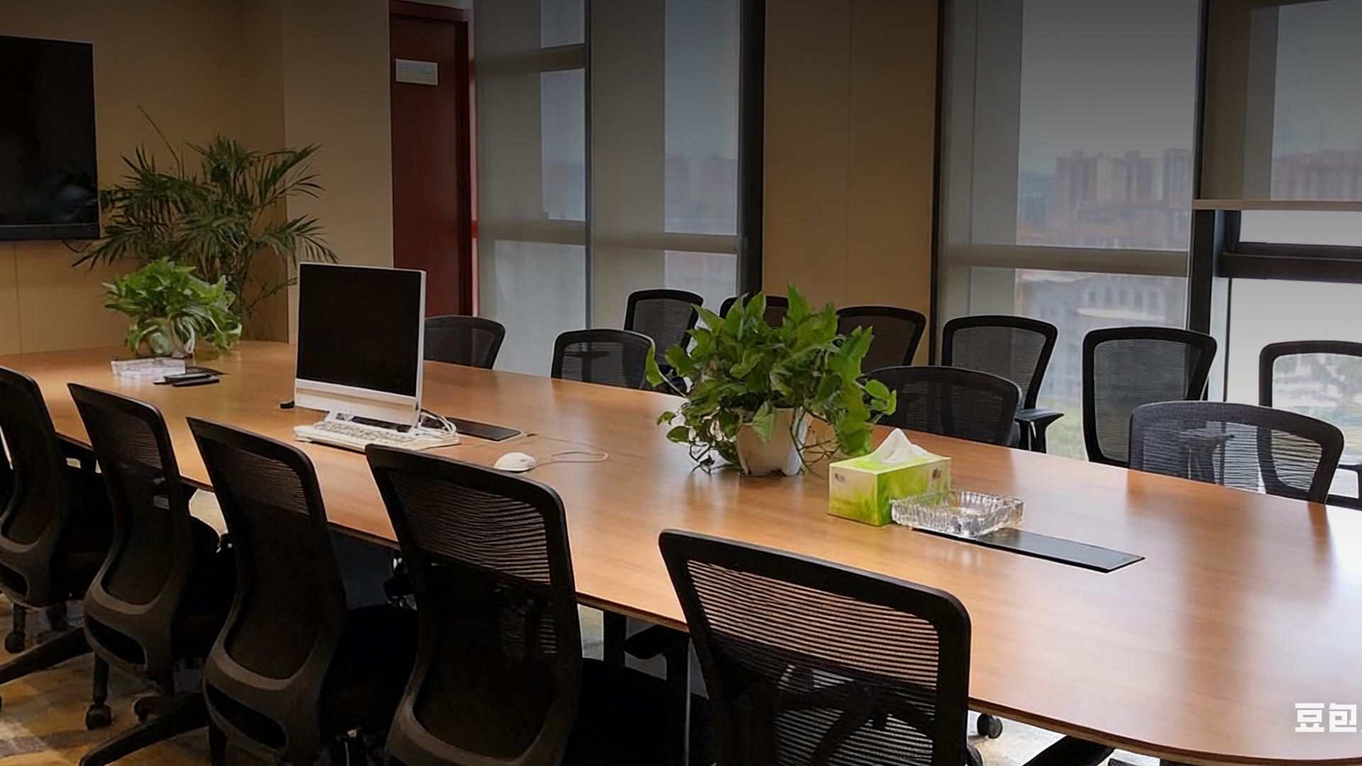 创新 / 审慎 / 稳健 / 诚信